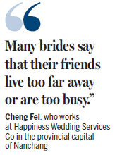 Bridesmaid hire service booming in Jiangxi