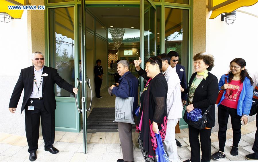 Shops of Disney Resort attract visitors in Shanghai