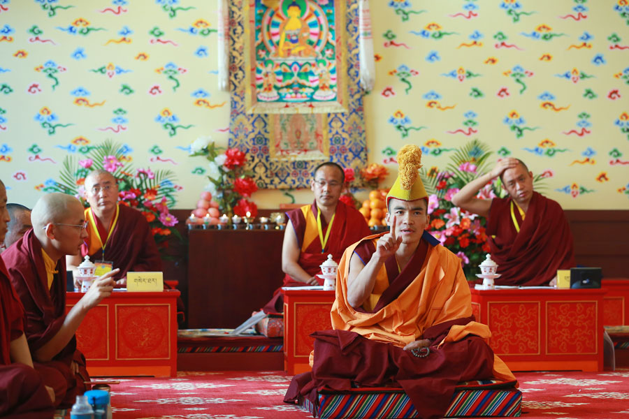 Tibetan Buddhists prime for debate test