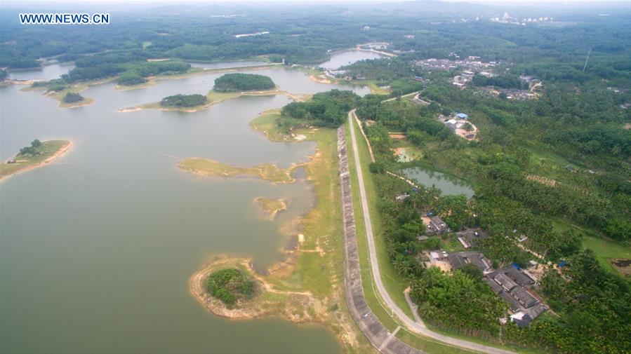 Hot weather, less rainfall trigger drought in China's Hainan