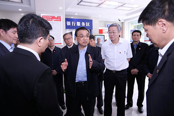 Premier Li: Ensure tax burdens are eased in all industries
