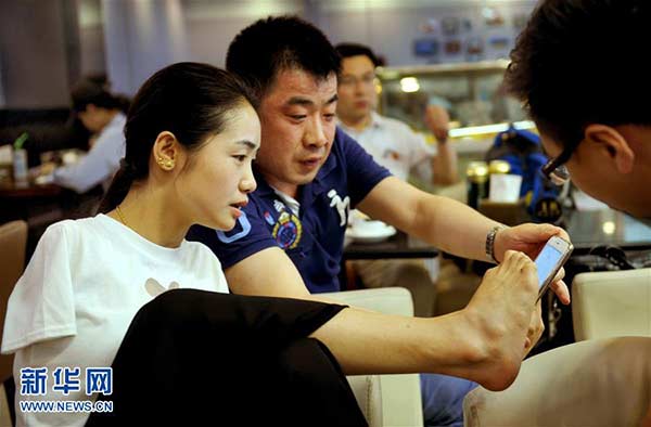 Armless woman keeps fighting for better life