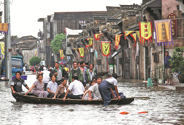 186 people dead in heavy rains