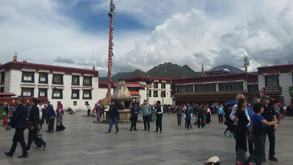 Tibet through the lens of China Daily reporter