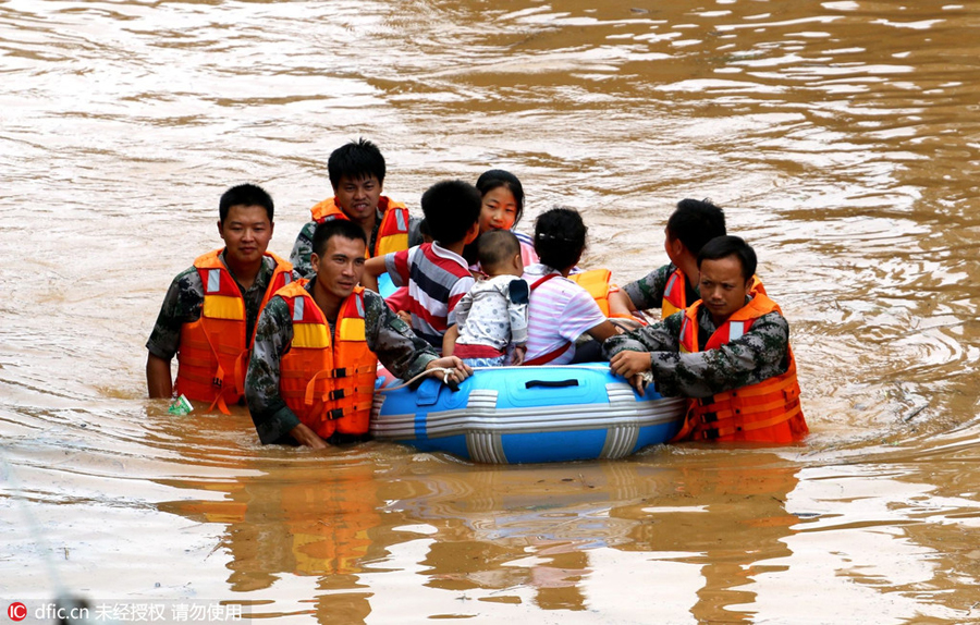 Heavy rain, floods across China