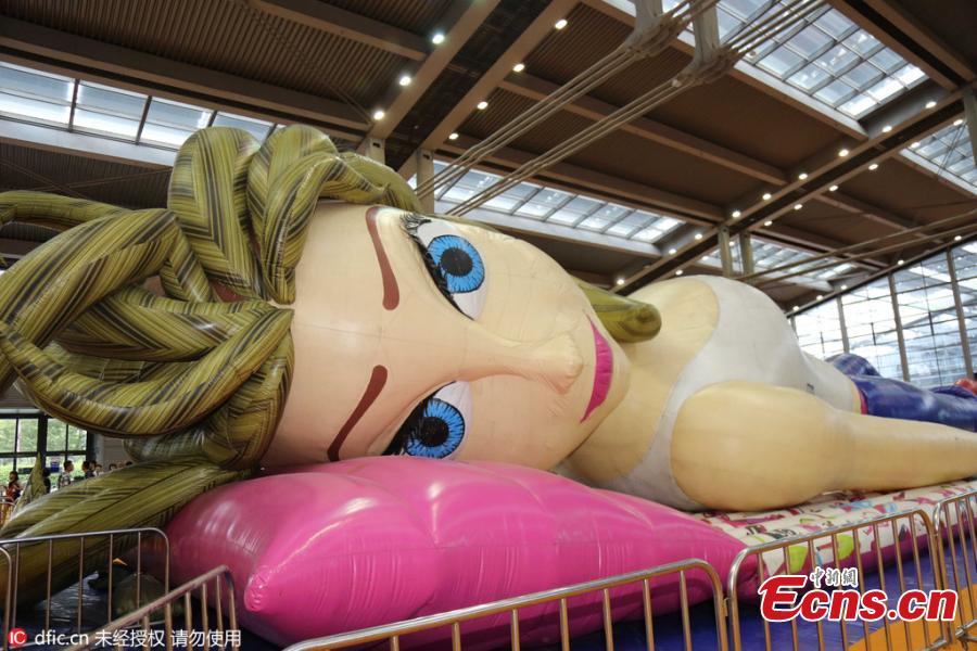 28-meter-long inflatable castle celebrates Shenzhen animation festival