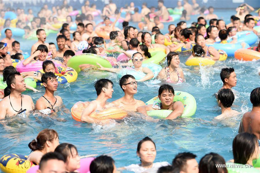 Heat wave sweeps across China