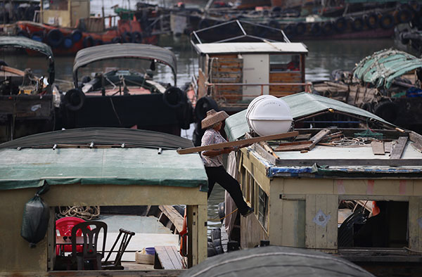 Guangdong and neighboring areas brace for Typhoon Nida