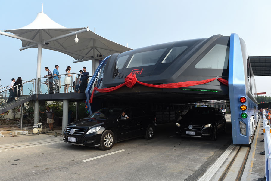 Road test for homegrown transit elevated bus