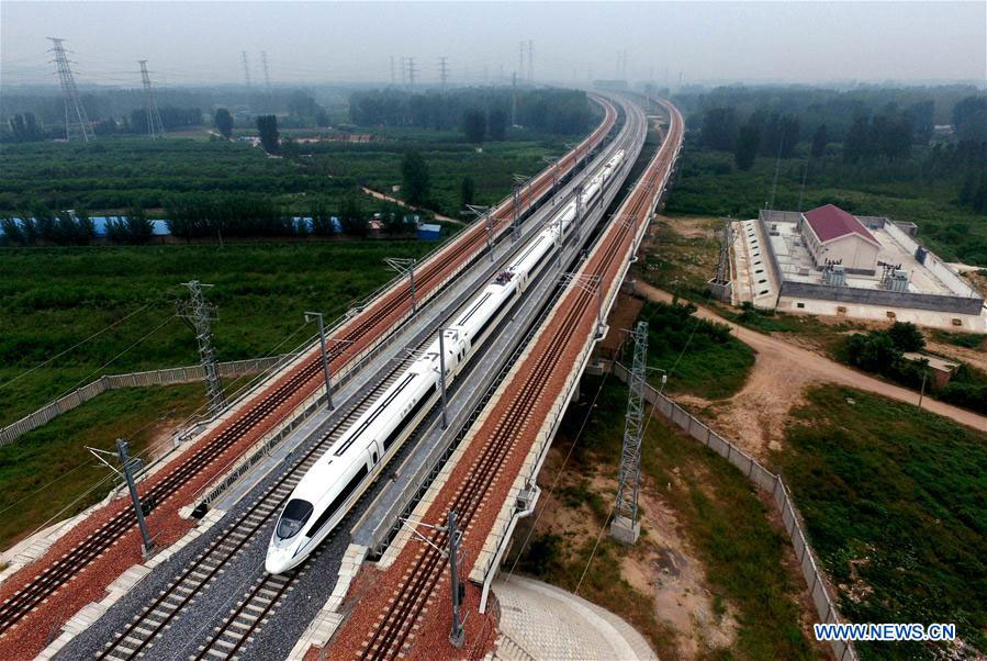 China's high-speed railways connect west and east
