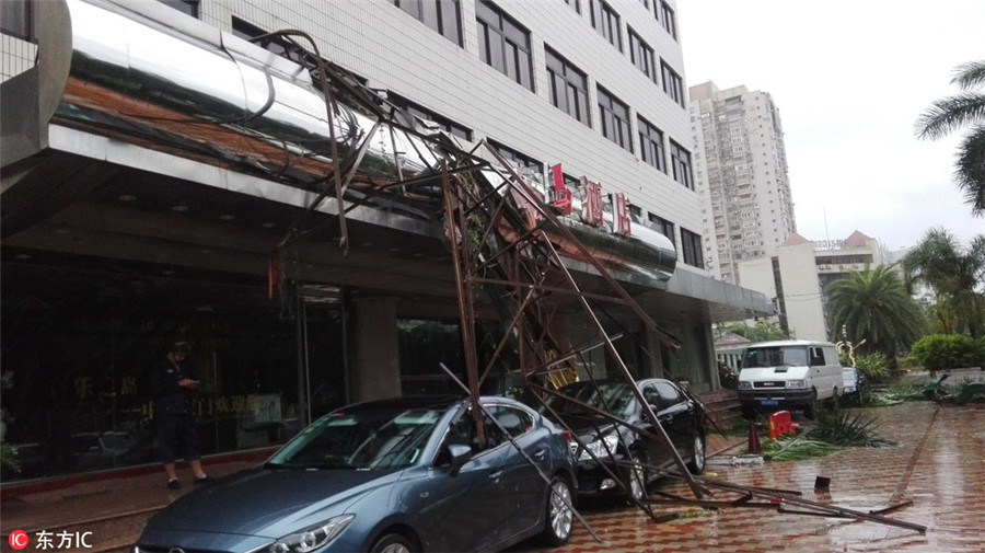 Typhoon Meranti causes extensive damage in East China