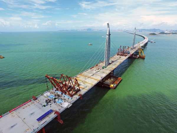 World's longest cross-sea bridge one step closer to completion