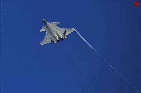 China's latest developed J-20 fighter launches test flight