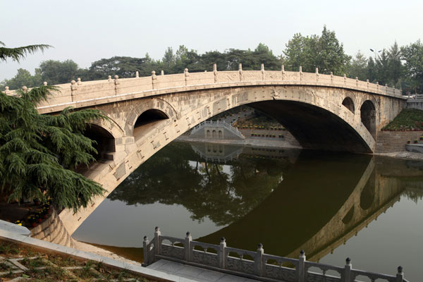 Famous ancient bridges in China