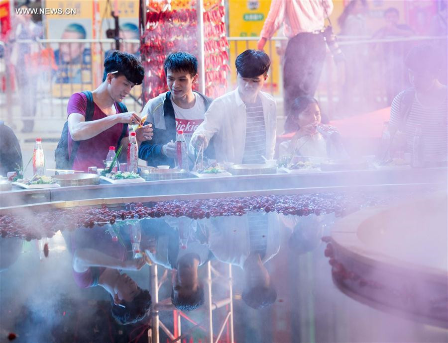 Hotpot festival: A spicy bite of Chongqing