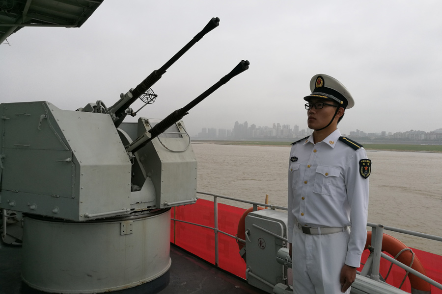 Missile destroyer Nanchang welcomed back 'home'