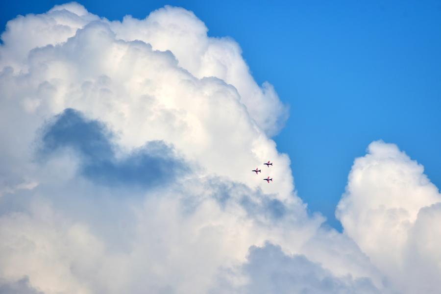 British Red Arrows make its debut in China