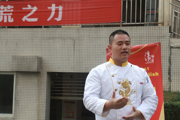 English-only counter at Chongqing school canteen sparks student interest