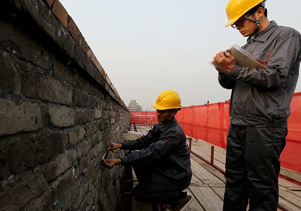Forbidden City walls getting major repairs
