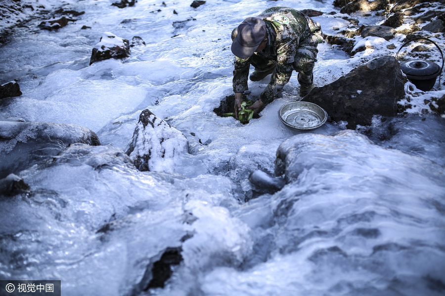 The hard and worthwhile life of anti-poaching patrol team in SW China