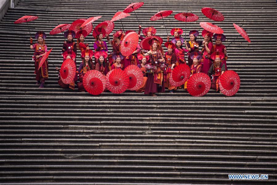 Parade marks 17th anniversary of Macao's return to China