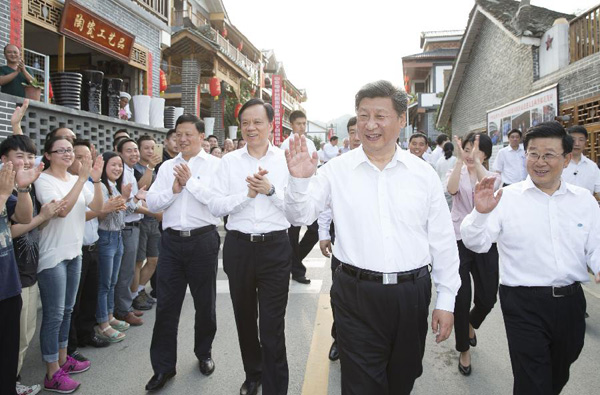 Xi inspects poverty reduction in SW China's Guizhou