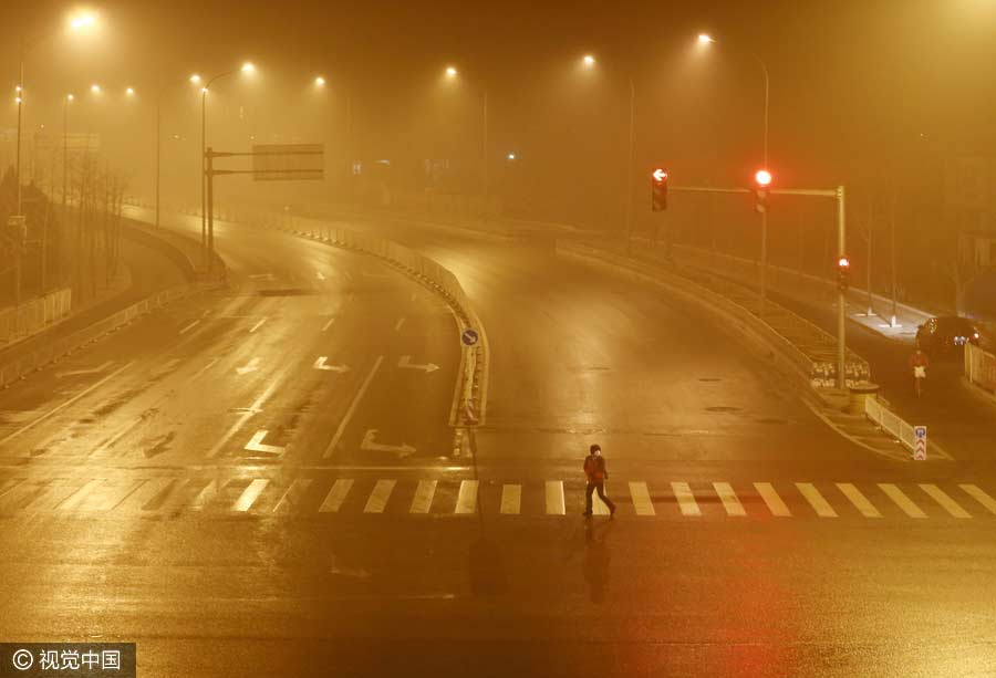 Smog chokes capital as AQI readings spike