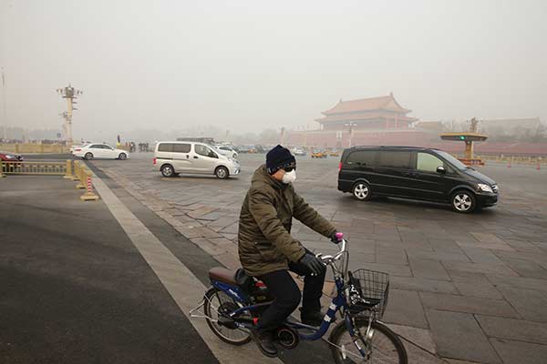 Steelmakers suspected in smog