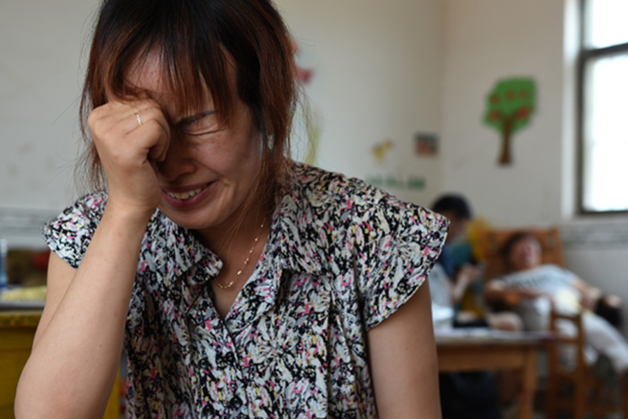 Tears and smiles: Ordinary lives of Chinese people in 2016