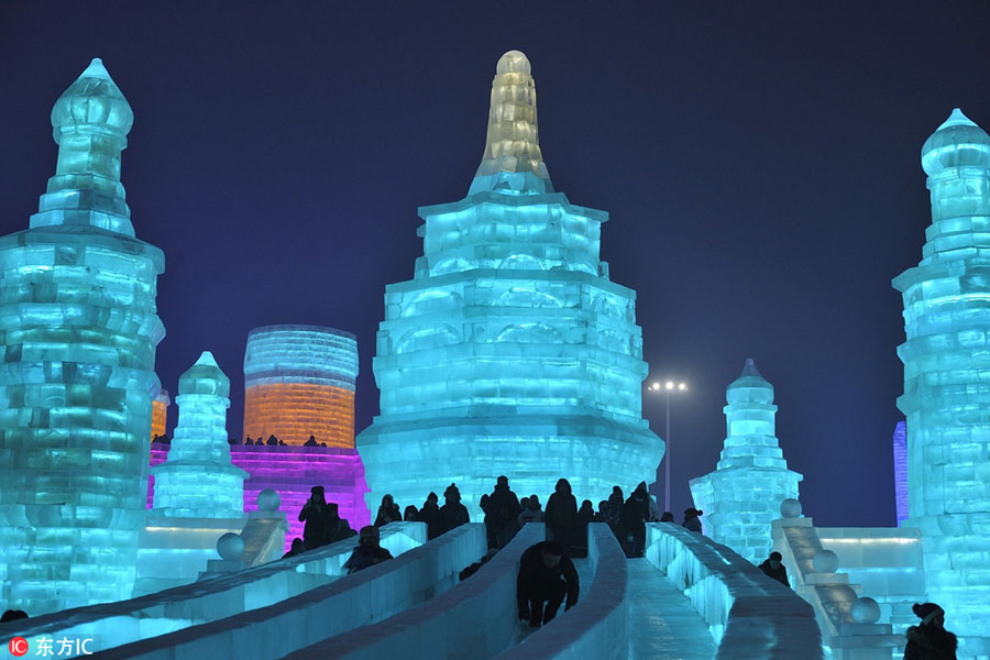 Harbin welcomes New Year with snow and ice
