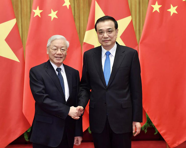 Premier Li pledges a more balanced trade with Vietnam