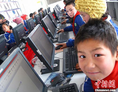 High tech connected classrooms defined as education priority in China