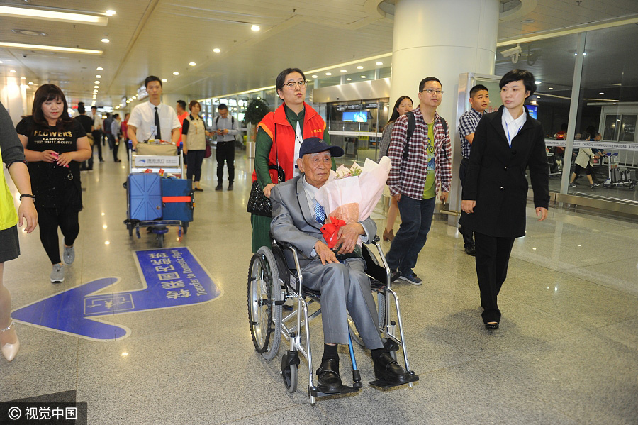 97-year-old Taiwan-based veteran returns to mainland hometown after 77 years