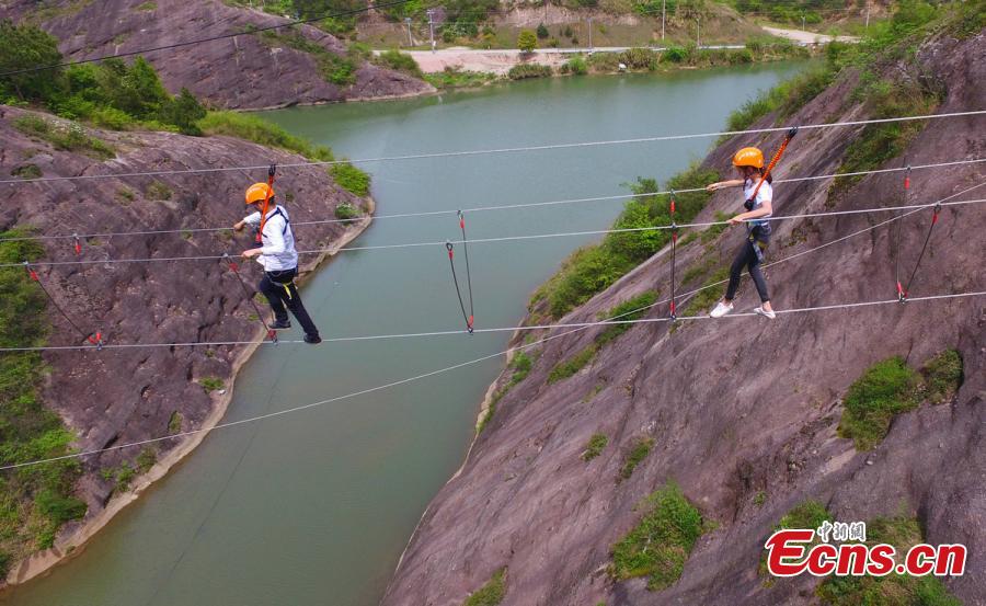 Thrilling 'Via Ferrata' route opens in Central China