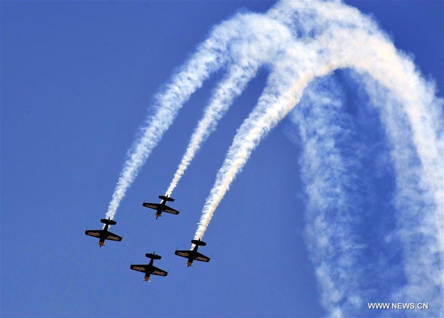 Five-day air show kicks off in Central China's Henan