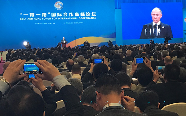 Xi: Developing China-Russia ties a strategic choice