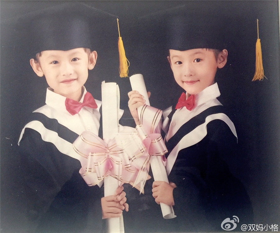 Chinese twins gaining post-Harvard internet fame