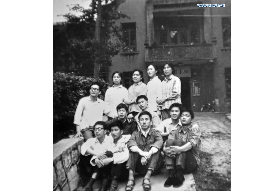 Surgeon's destiny altered by taking <EM>gaokao</EM> in 1977