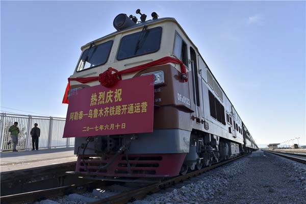Beitun-Altay Railway gets rolling in Xinjiang