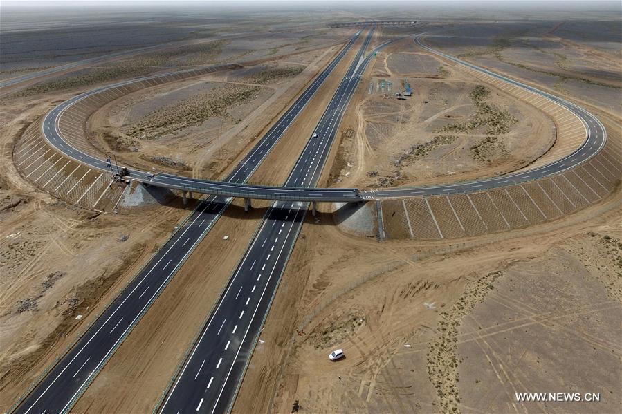 Hami section of Beijing-Xinjiang Highway to open