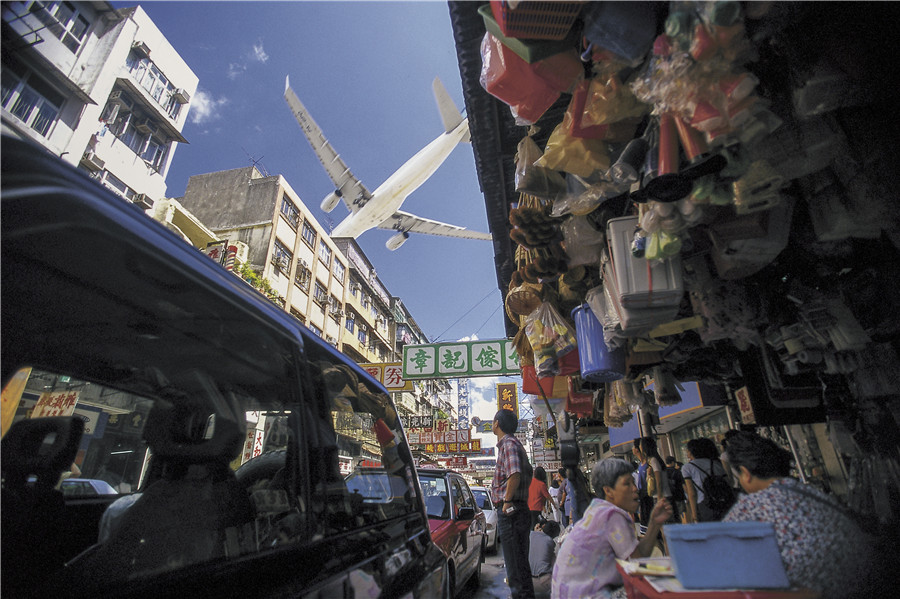 Book captures a picture-perfect 'pearl'