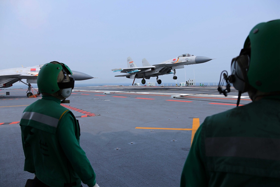 Chinese aircraft carrier formation conducts trans-regional training