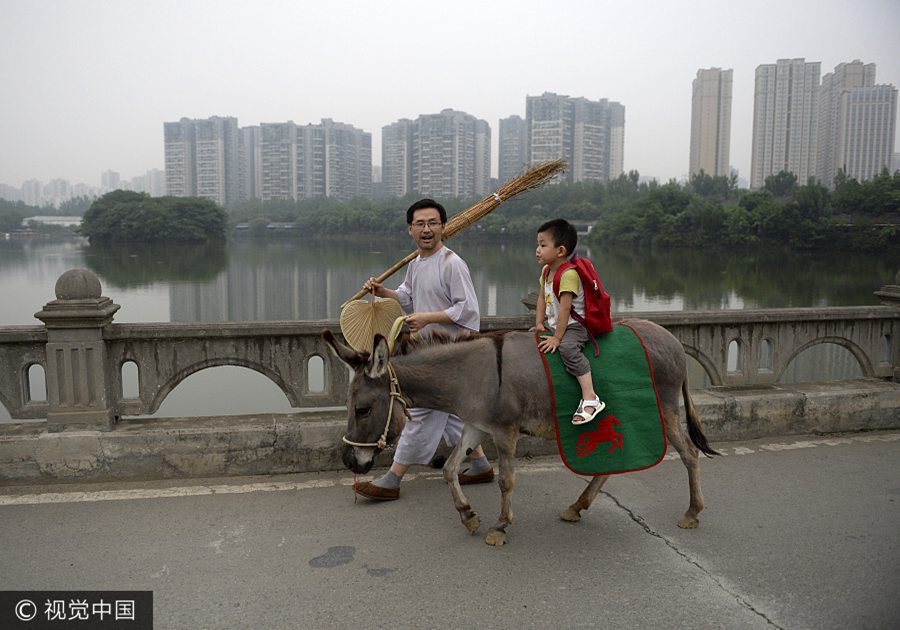 3-year-old riding a donkey sparks nationwide discussion