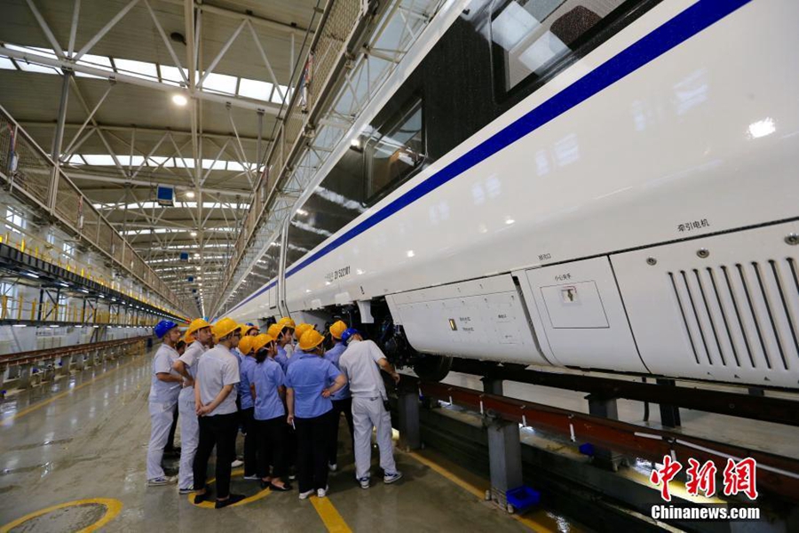 Self-developed new train to run on high-speed rail line