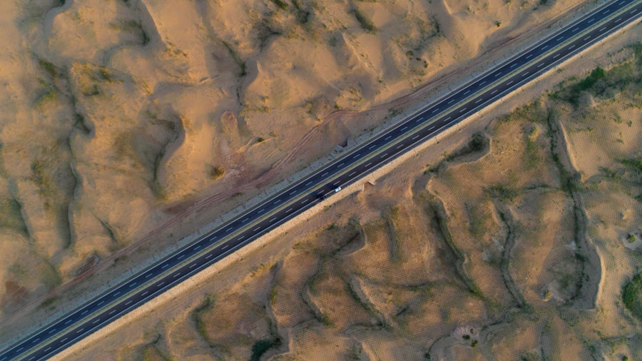 China completes Beijing-Xinjiang desert freeway sections