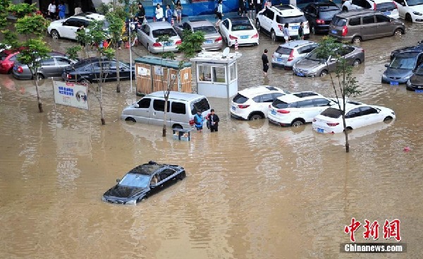 Heavy rains submerge Kunming