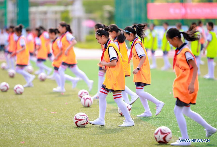 Kicking and sailing: Children learn new skills