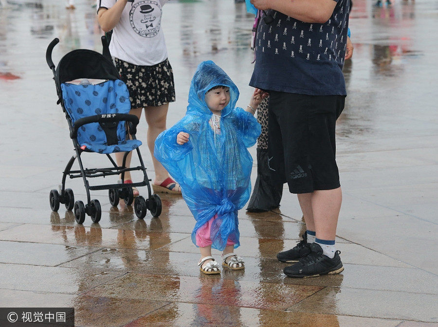 Love for Beijing despite rainstorm