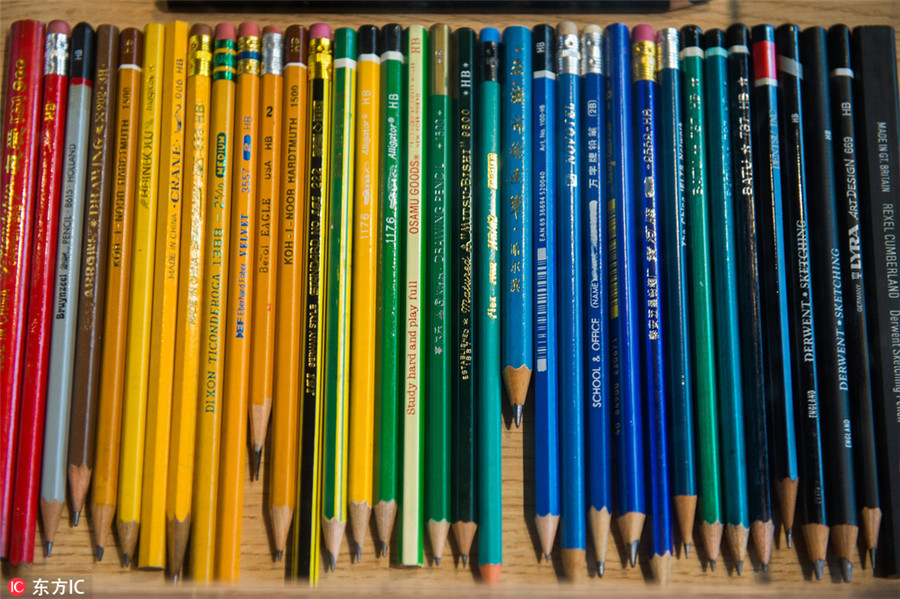 Pencil enthusiast shares her varicolored world