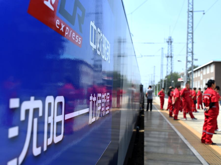 Freight train linking NE China and Duisburg open up